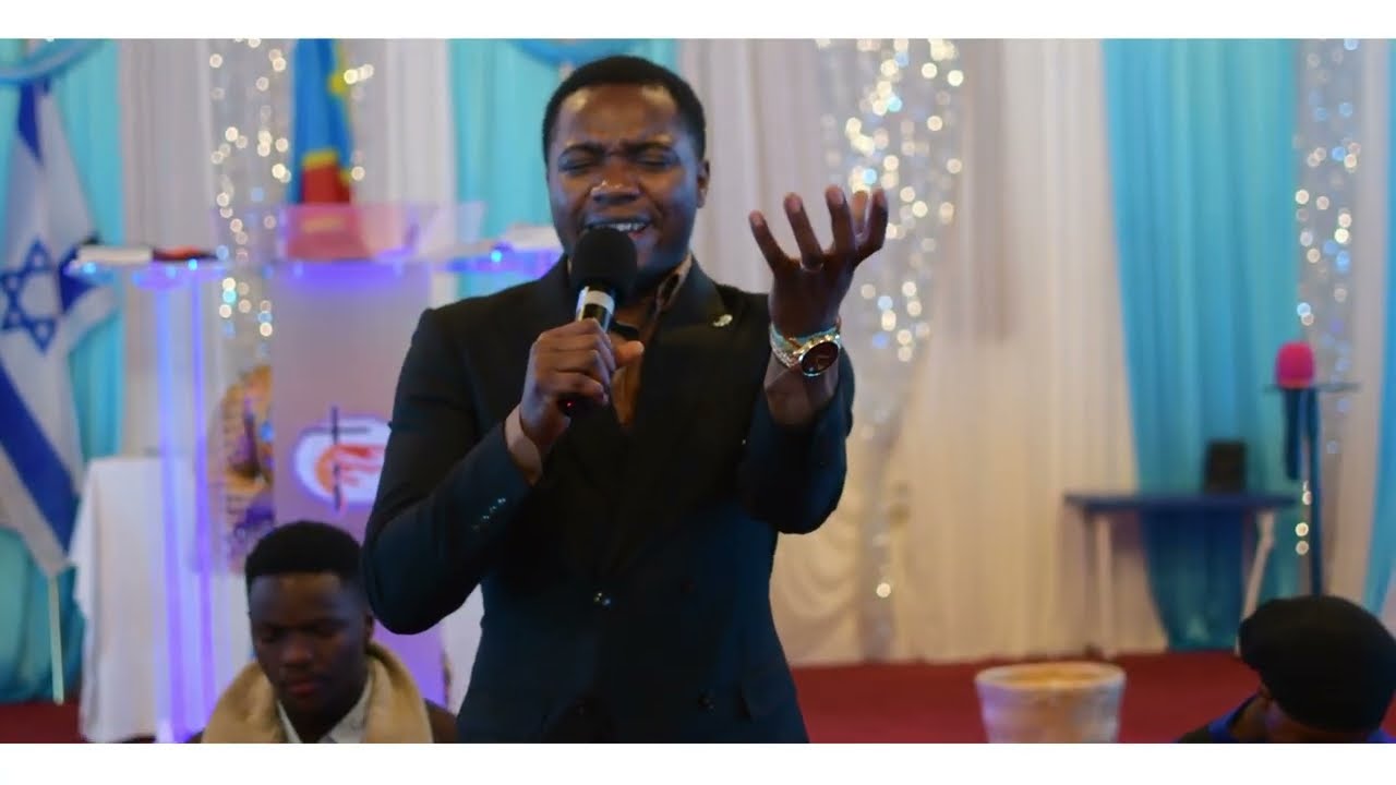 Moria F.M.C: Sifa na Maabudu