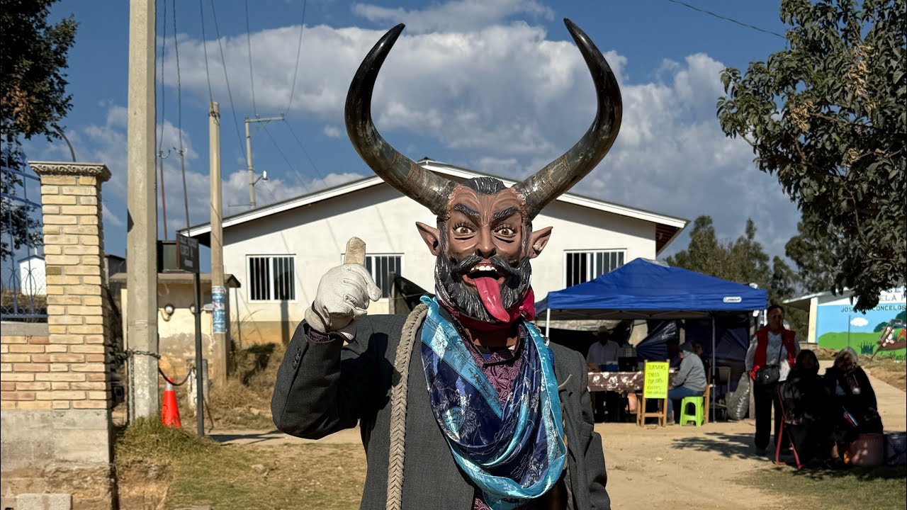 Carnaval en mesón de Guadalupe 1ra sección San Juan Mixtepec región mixteca de Oaxaca 
