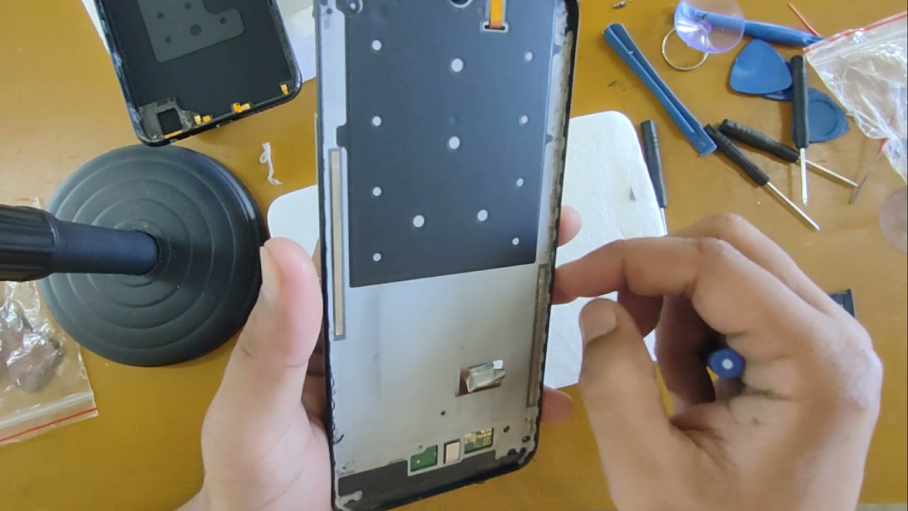 vivo y11 LCD replacement | | Back cover removing