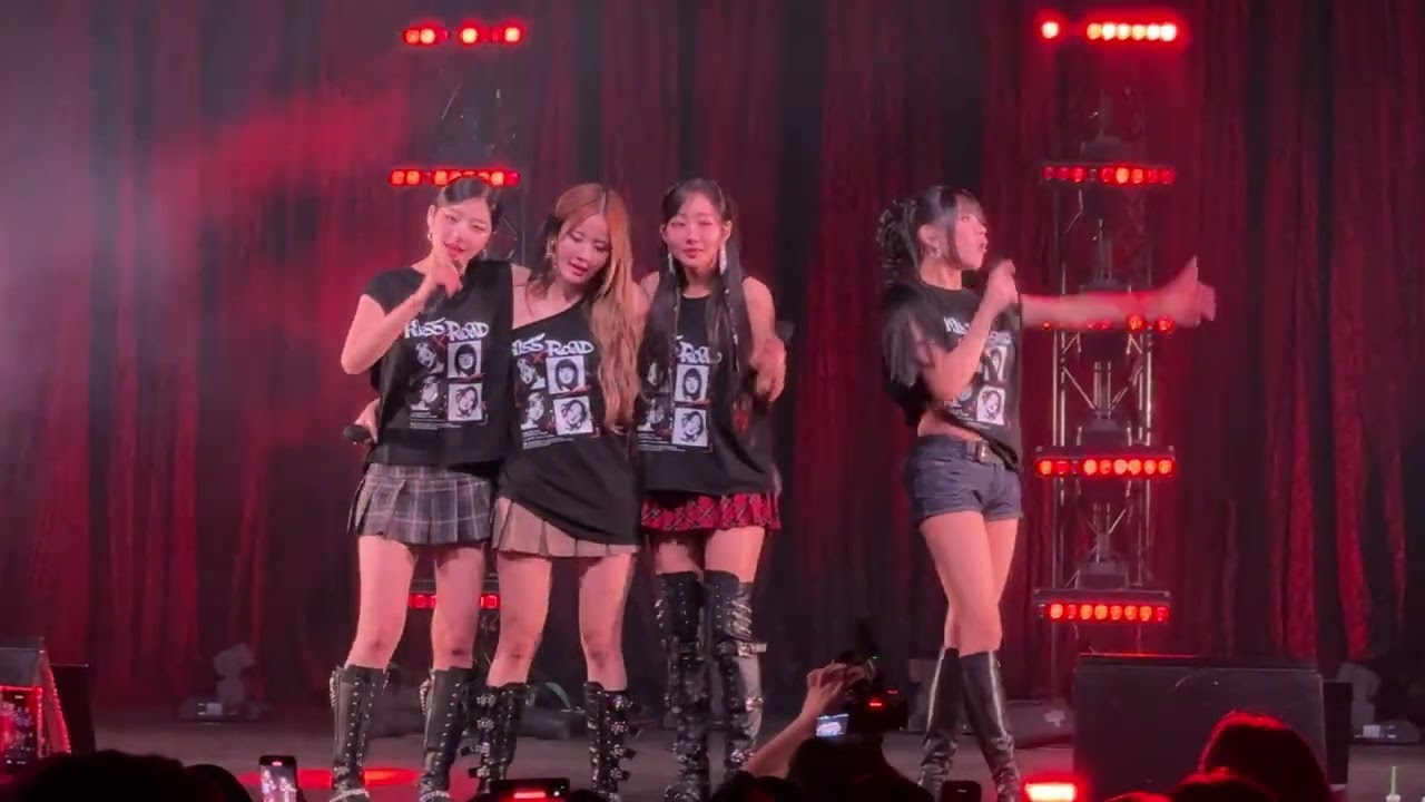 KISS OF LIFE - No One But Us & Back To Me (Encore) fancam at Kiss Road Tour SF 12-10-24