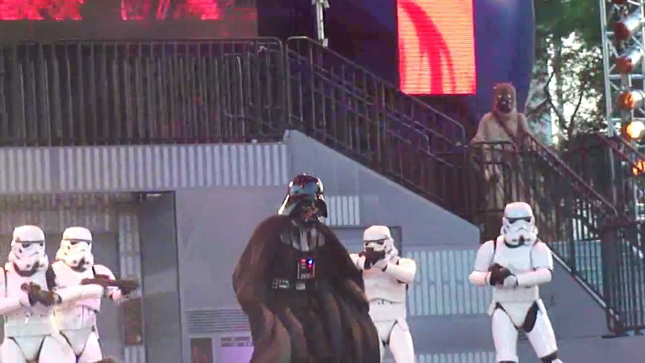 Darth Vader Rocks Out at Hyperspace Hoopla 2011