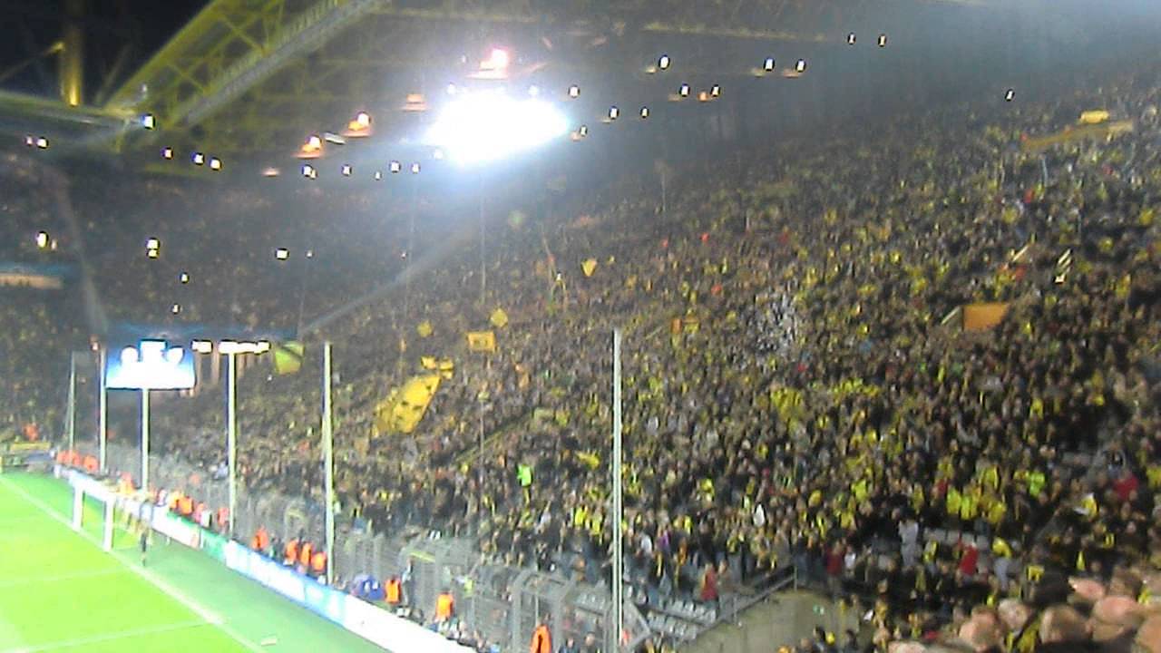 Borussia Dortmund vs. Fc Malaga/3:2/[HD]/JUBEL/Tordurchsage/Felipe Santana/Nobert Dickel
