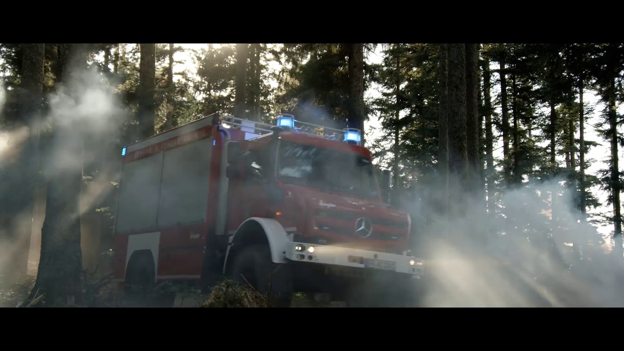 Die Feuerwehr Kirchzarten und ihr hochgeländiger Unimog im Schwarzwald-Einsatz.