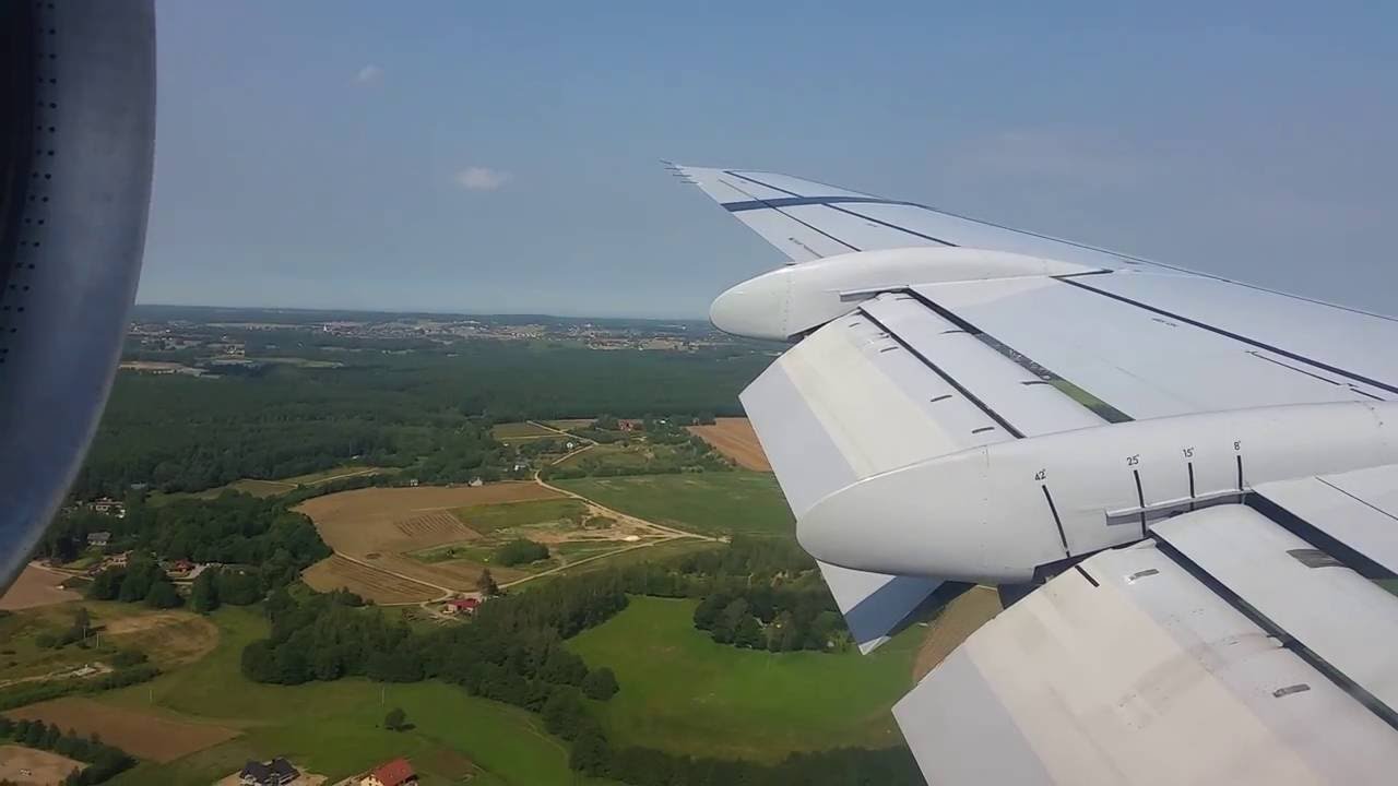 Carpatair Fokker 100 - Approach and Landing at Gdansk Airport