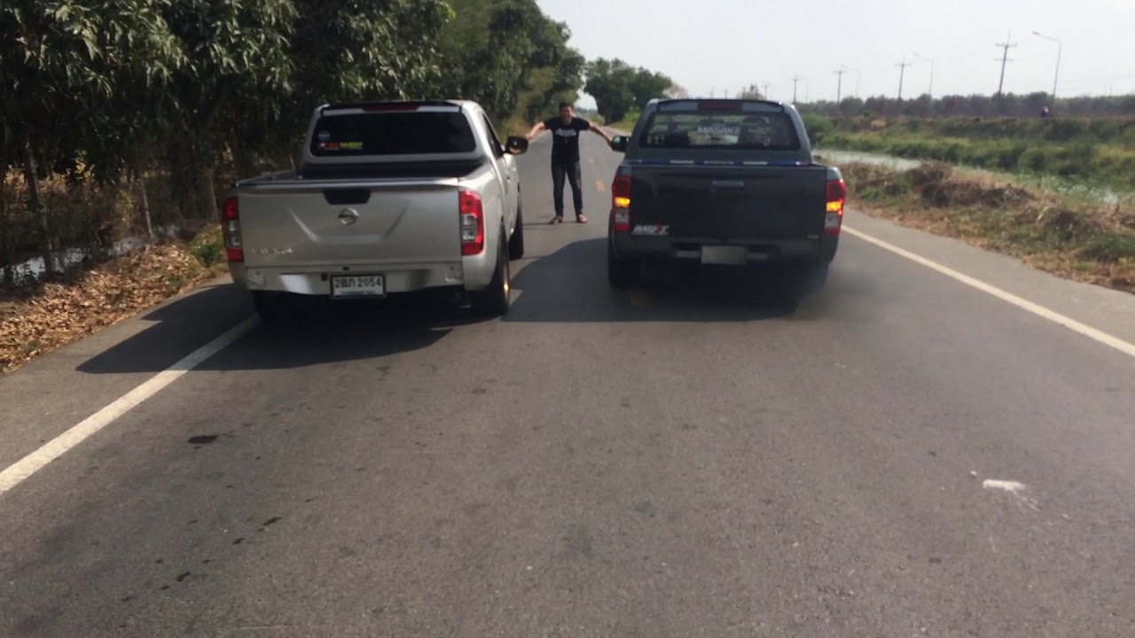 Navara np300 VS all new d-max