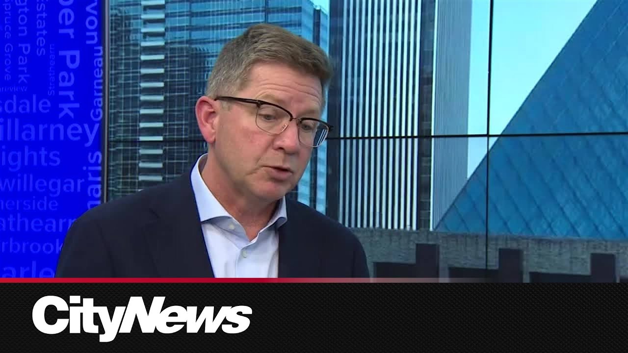 Longtime Edmonton city councillor Tim Cartmell announces run for mayor