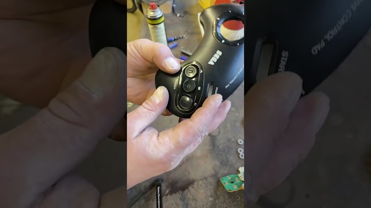 Sega Mega Drive 2 Controller reinigen und Test der Konsole