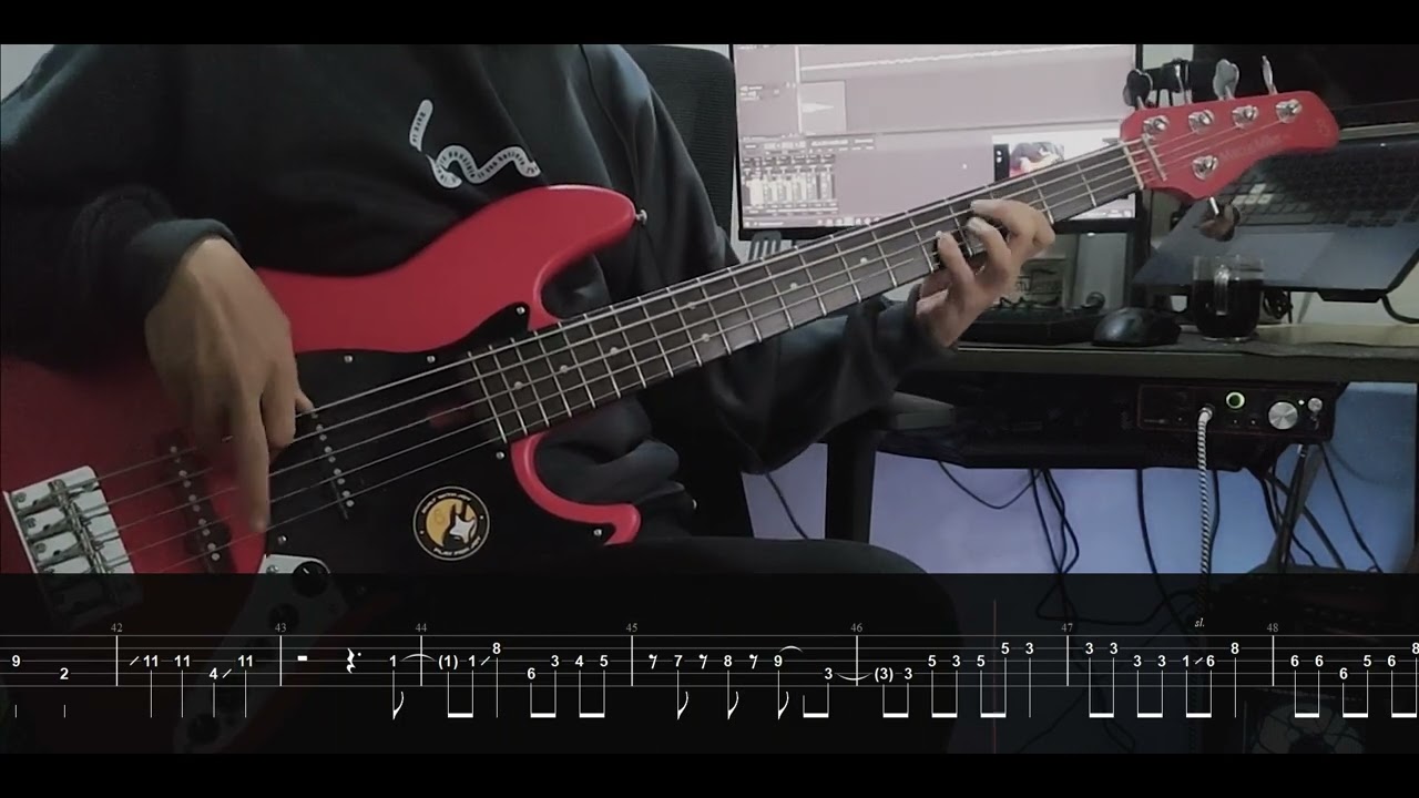 Mayonaka Heart Tune OP - 月に向かって撃て 「Bass Cover w/ Tabs」