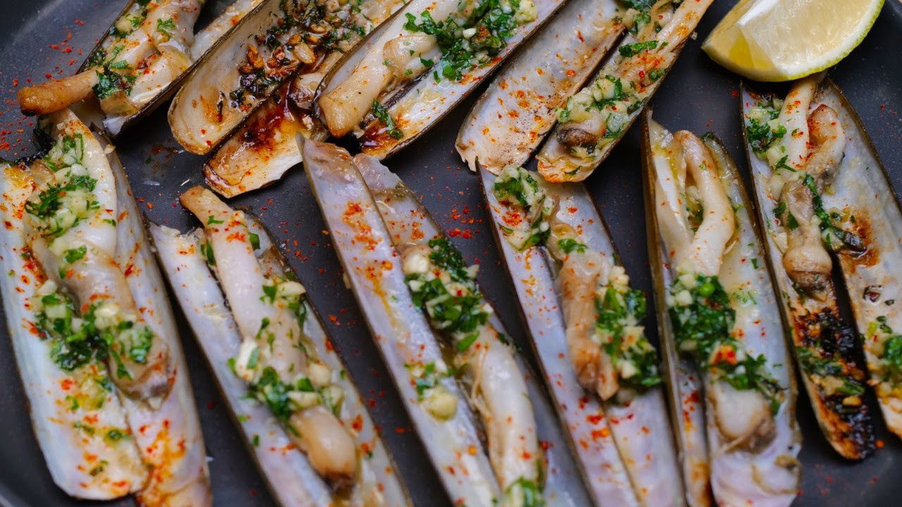 Recette de Couteaux à la Persillade 😋