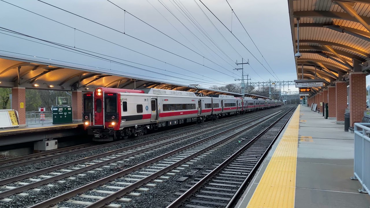 Metro-North Commuter Railroad New Haven Line M8s @ West Haven (4/16/21)