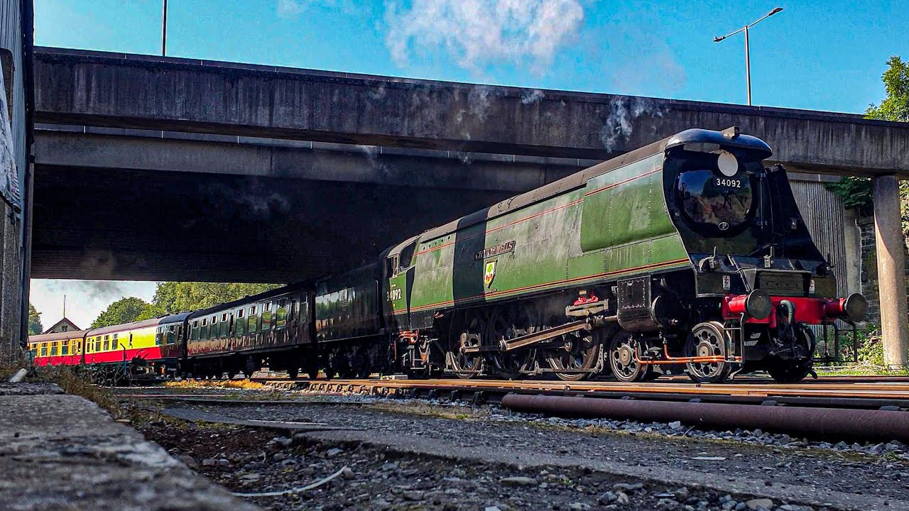 34092 City Of Wells Blasts Through the Heat! East Lancs Railway 17 August 2025