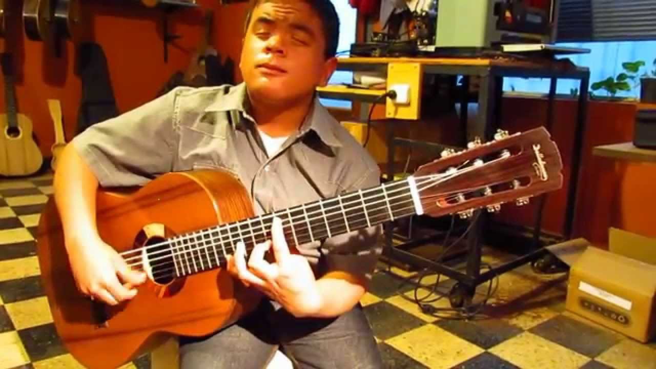 Perfume de Carnaval - Julio Silpitucla. - Mariano Delledonne Luthier