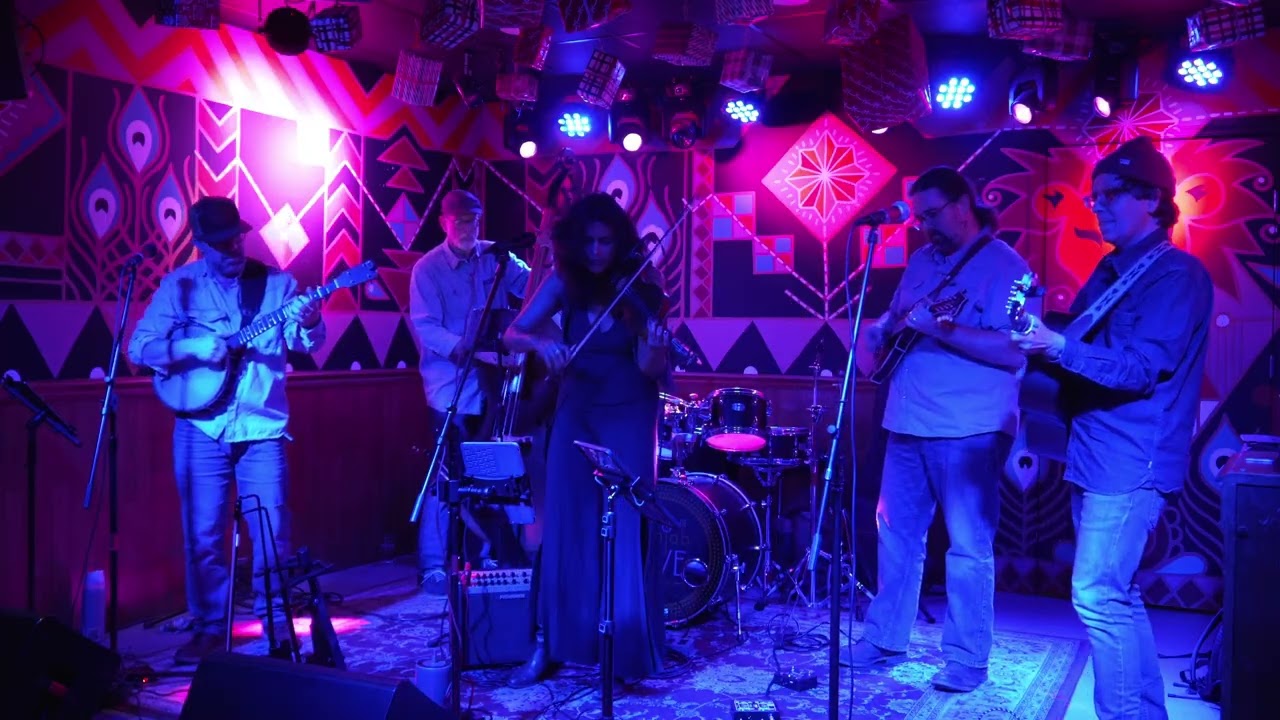 Cazadero by @si.violin with @JodyDriveBand