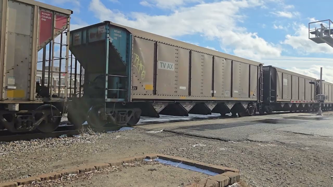 BNSF TVA Empties