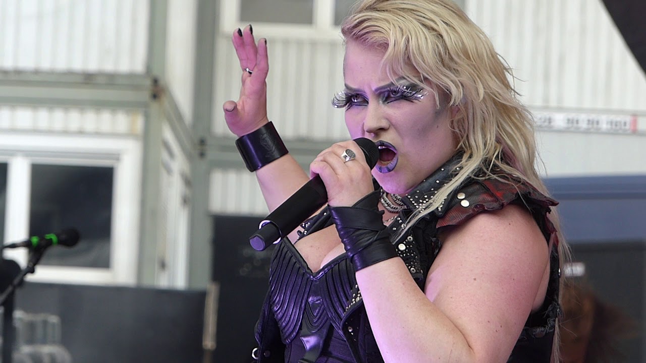 BATTLE BEAST: Out Of Control - live at the RockFels festival 2018