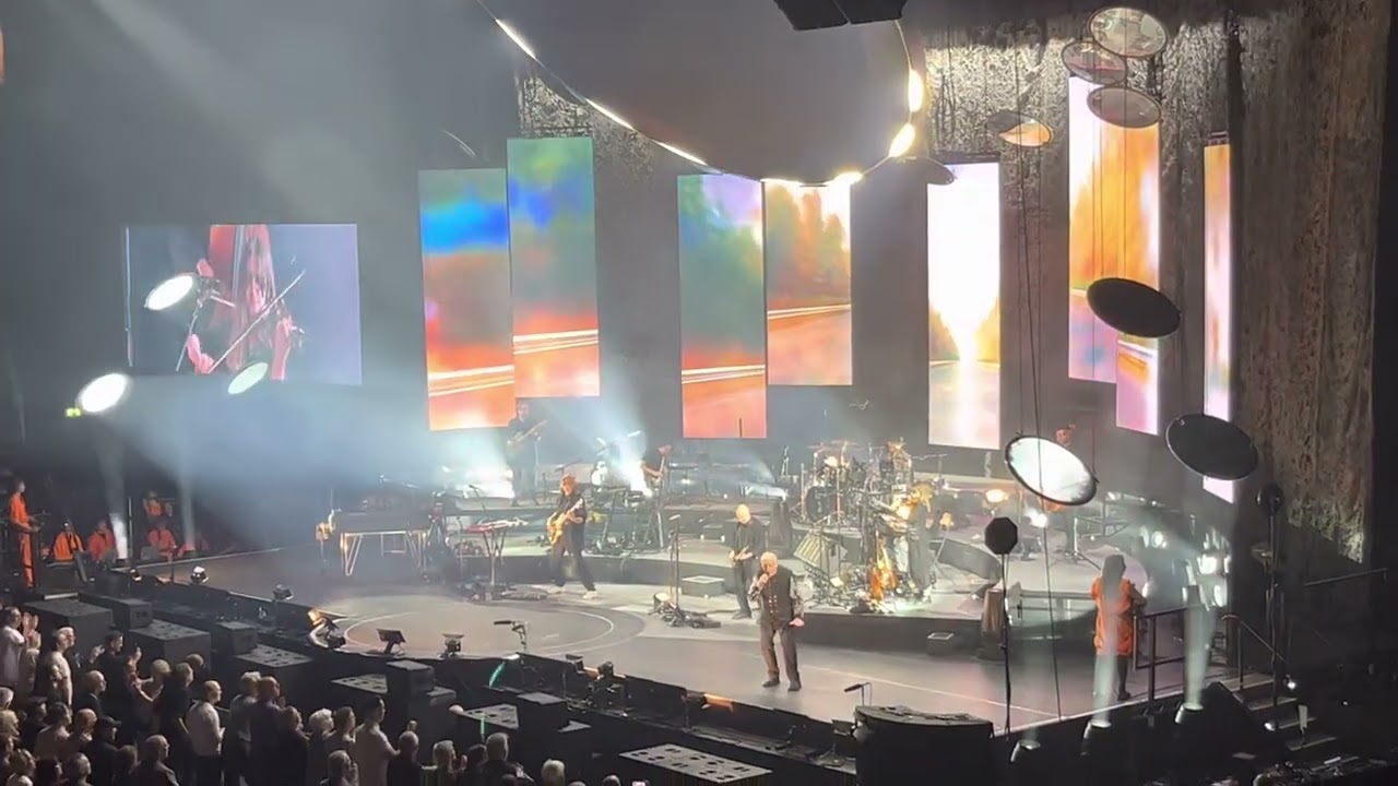 Peter Gabriel- Solsbury Hill , Manchester Arena 23rd June 2023