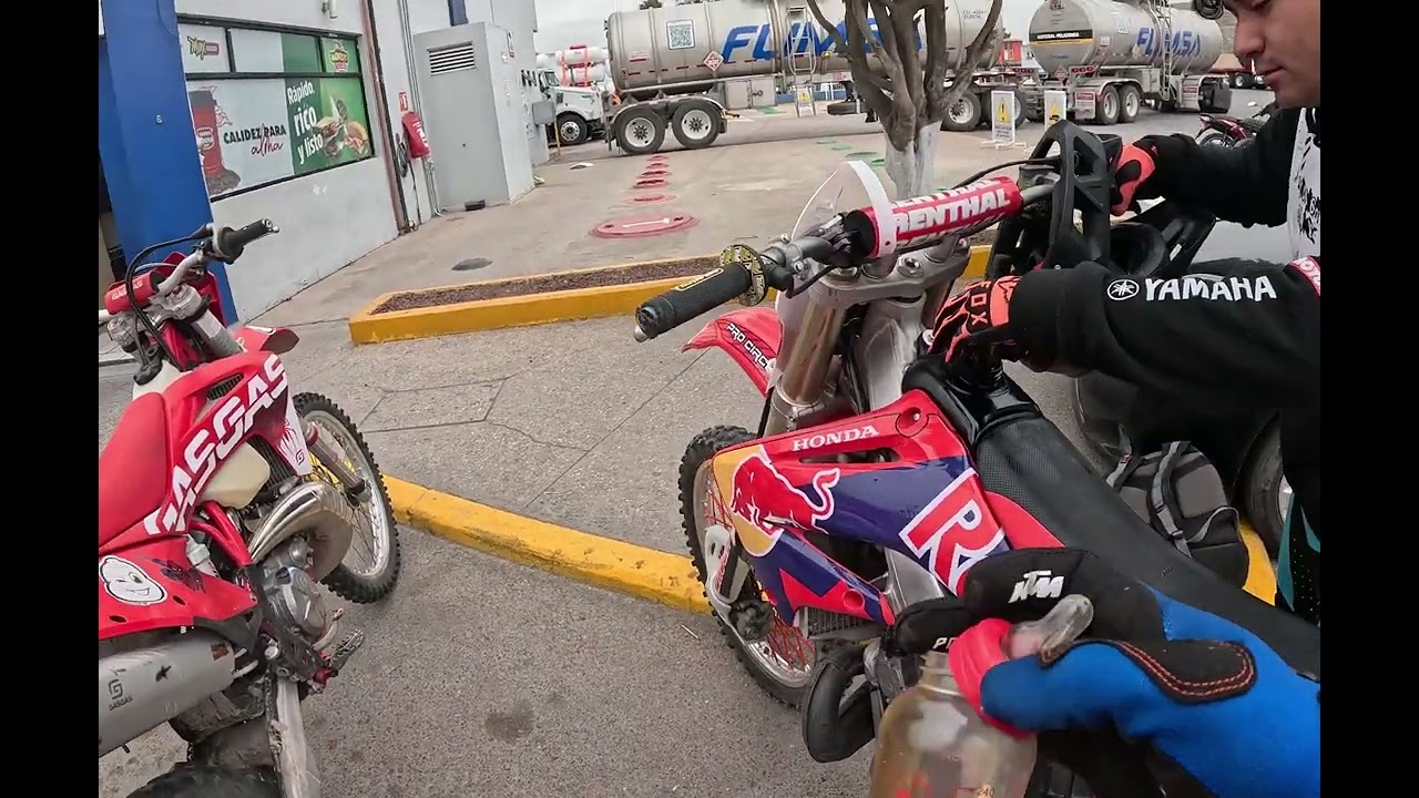 Mezcla de gasolina en motocross 2T