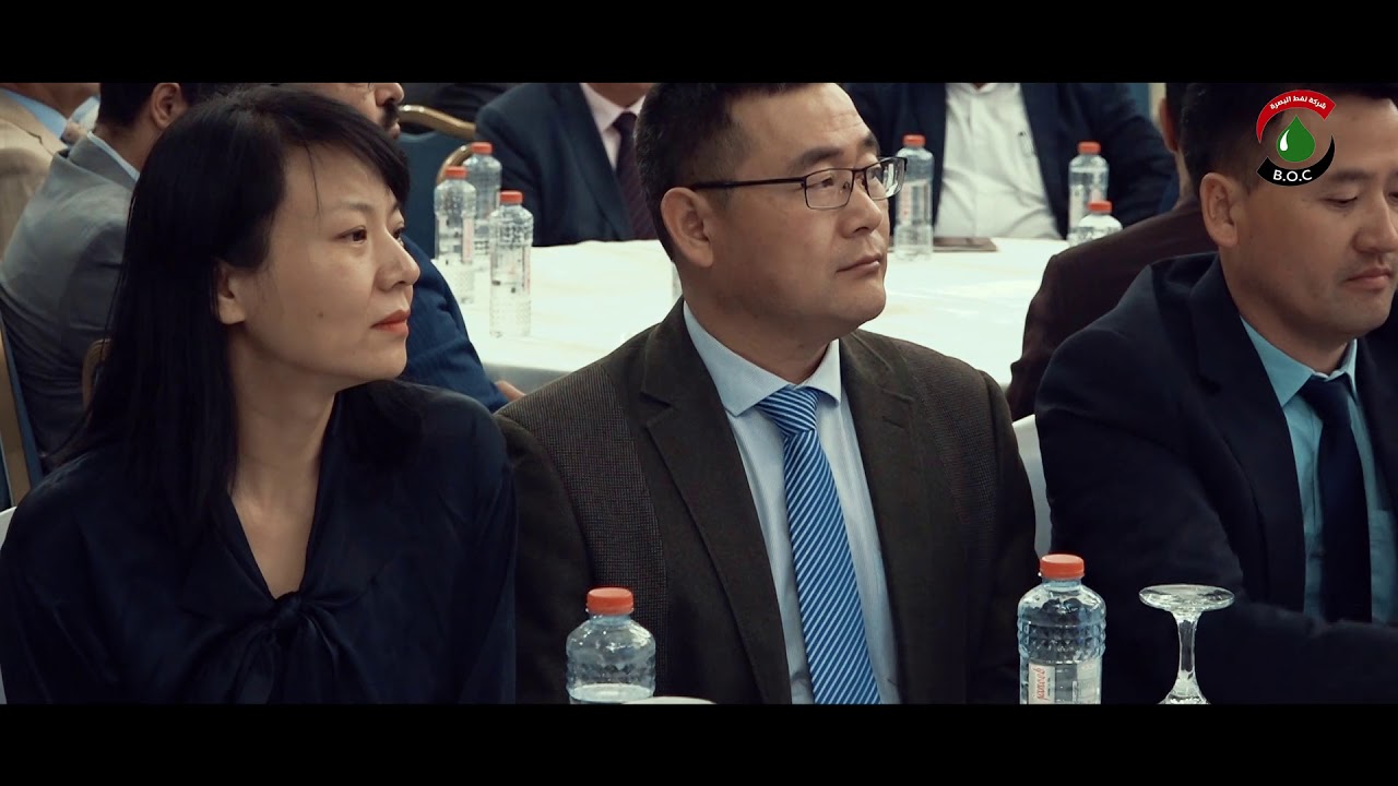 مراسيم توقيع عقدي   IFMS & EPCM لصالح حقل مجنون النفطي