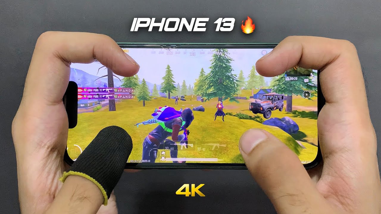 iPhone 13 HANDCAM 🔥/ HDR+Extreme Graphics LIVIK Gameplay 😍/ PUBG Test 2025!