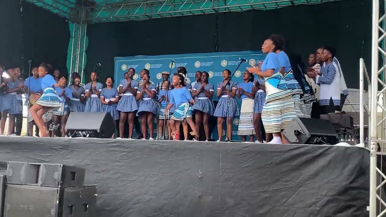 “Unyana wam oyintanda” | Traditional dance |