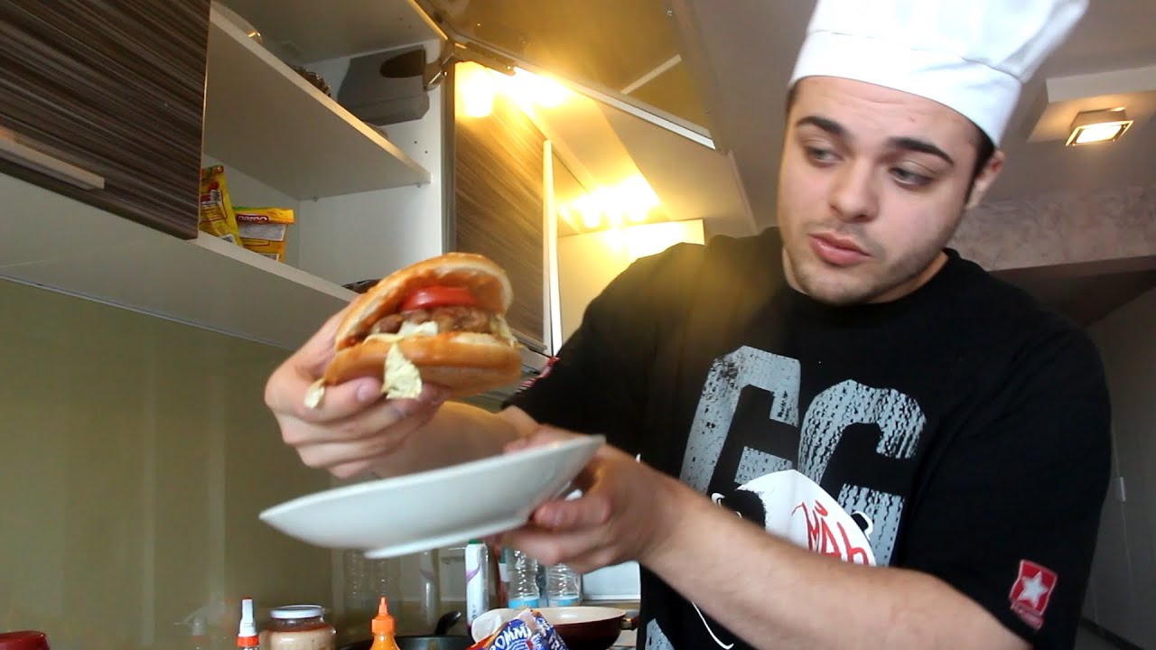Chef Codrinel te &icirc;nvață să faci Burgeri
