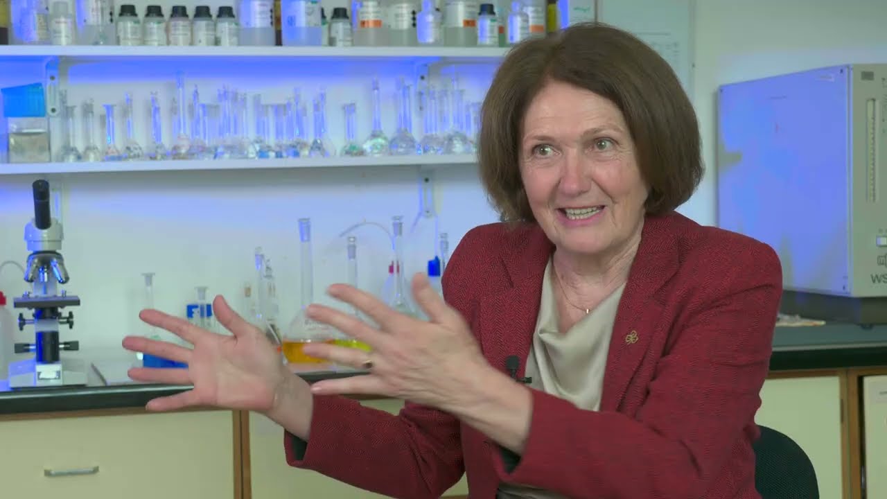 Intejú - Buzas Zsuzsanna