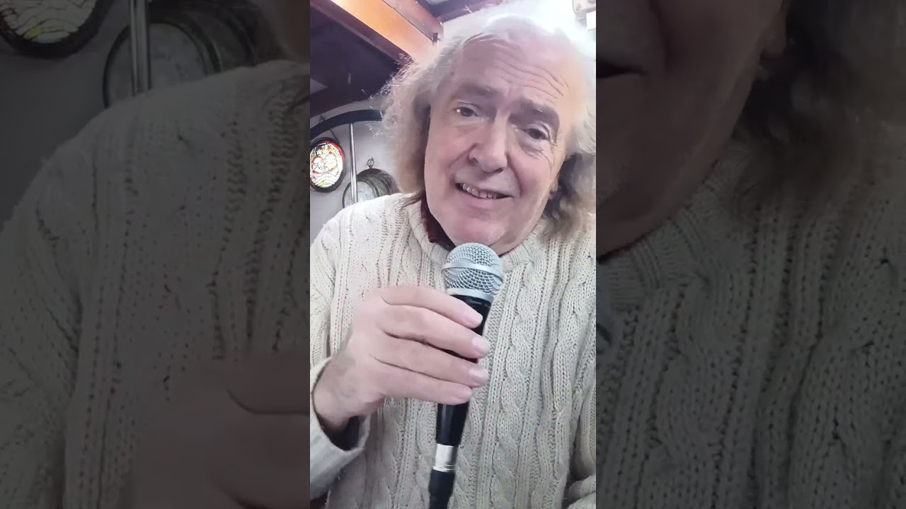Serge Pavlov chante 