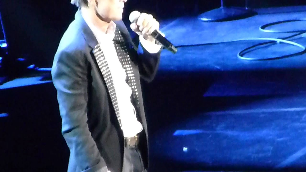 Cliff Richard concert @ Ziggo Dome Part 2