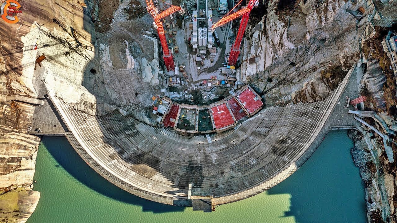 Increíble proceso de construcción de una presa gigante - atravesando grandes montañas