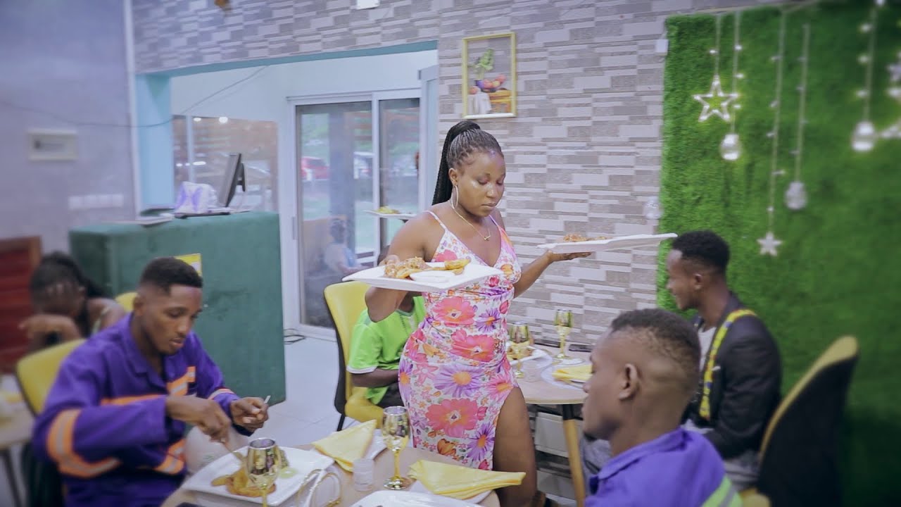 RASLON - La fille du resto (Clip Officiel)