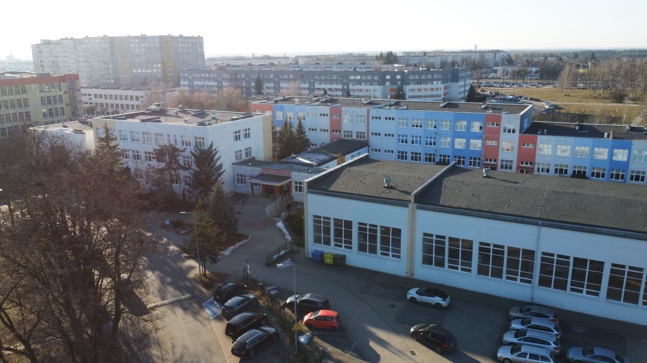 SZKOŁA PODSTAWOWA NR 3 - NAJLEPSZY START DLA NASZYCH DZIECI