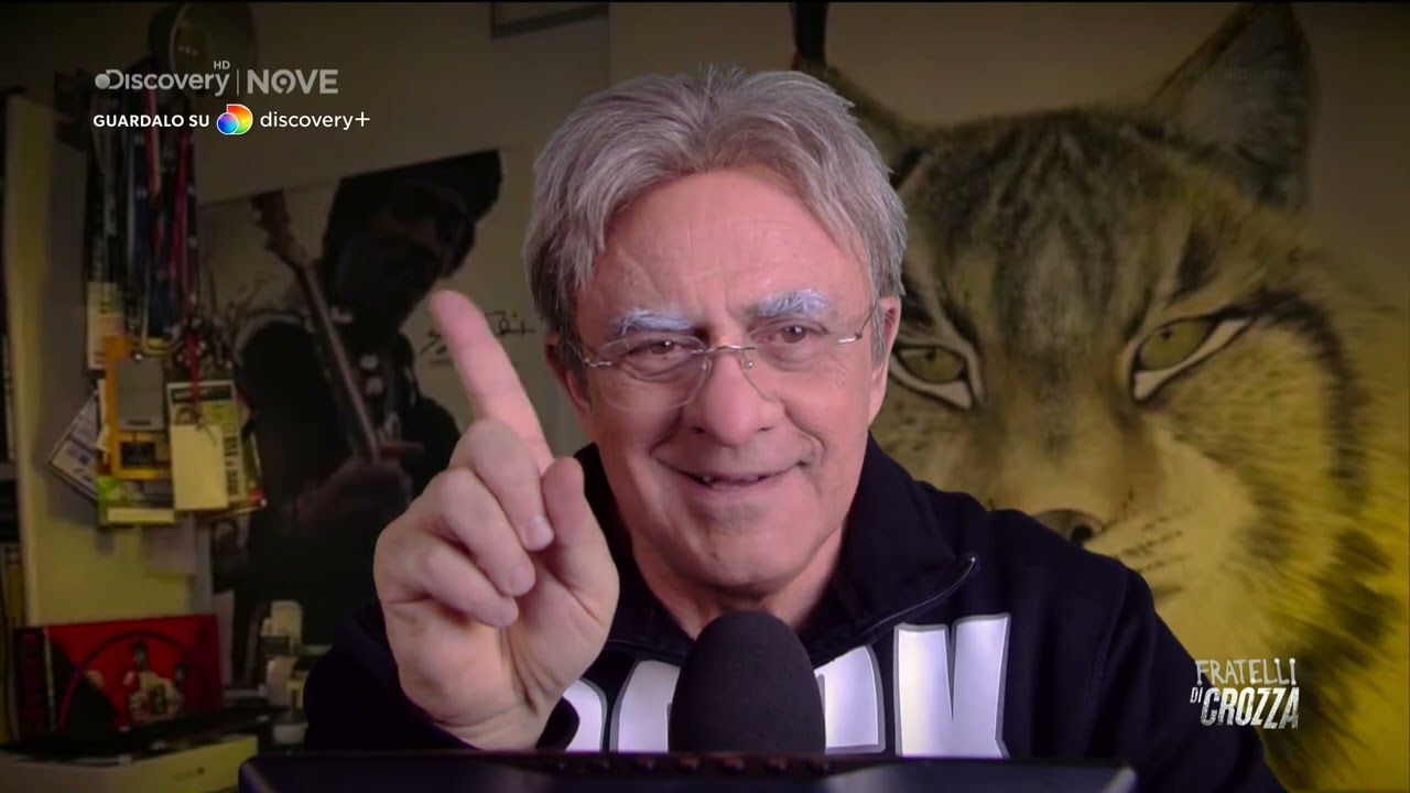 Crozza Red Ronnie "Sono andato a comprare il latte e ho visto gli UFO, cosa cantava Gianni Morandi?"