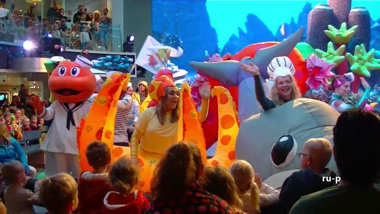 AIDAnova 'NOR & DK ab HH' (07) 19.12.2025 Ständchen, Clubbie Parade, 'Alles Liebe'