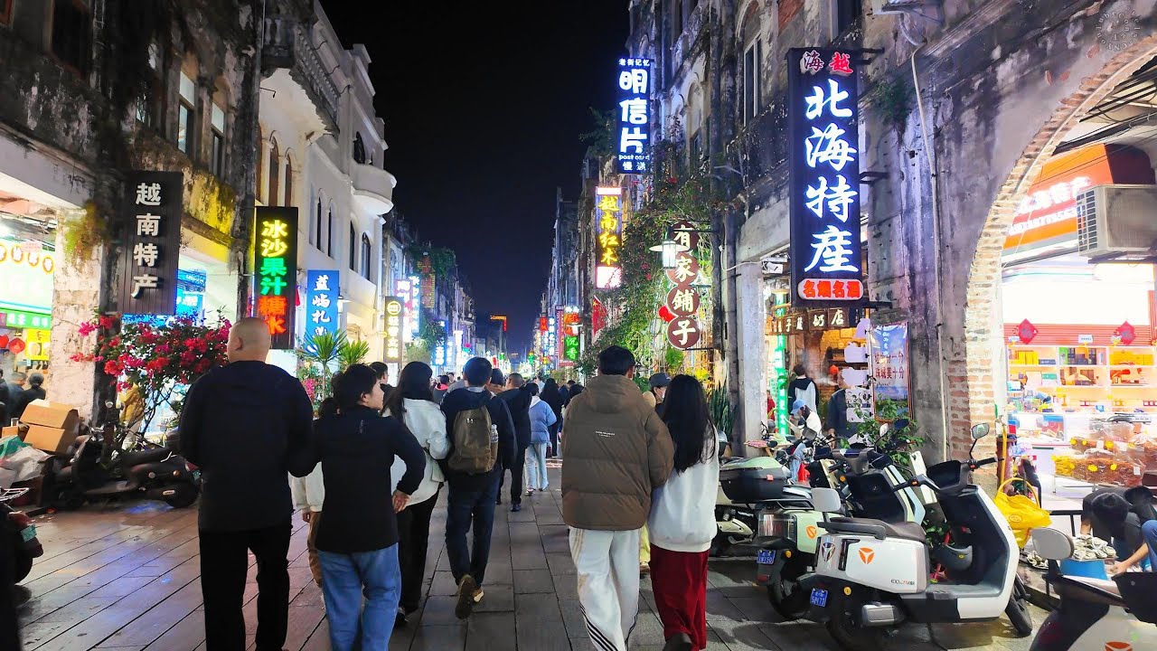 2025中国春节到广西北海过年，200年历史骑楼老街非常热闹