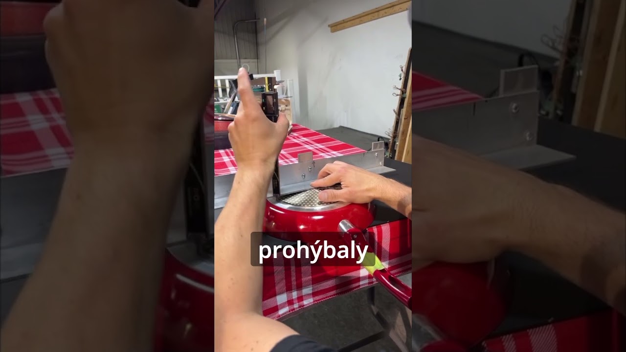 🍳 Otestovali jsme p&aacute;nve s nepřilnav&yacute;m povrchem. V&yacute;sledky najdete na www.dtest.cz. #dtest
