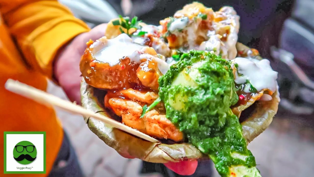 Hidden Gems in Lucknow | Pandit Ji Chaat, GPO Dahi Bhalle & More | Indian Street Food | Veggiepaaji
