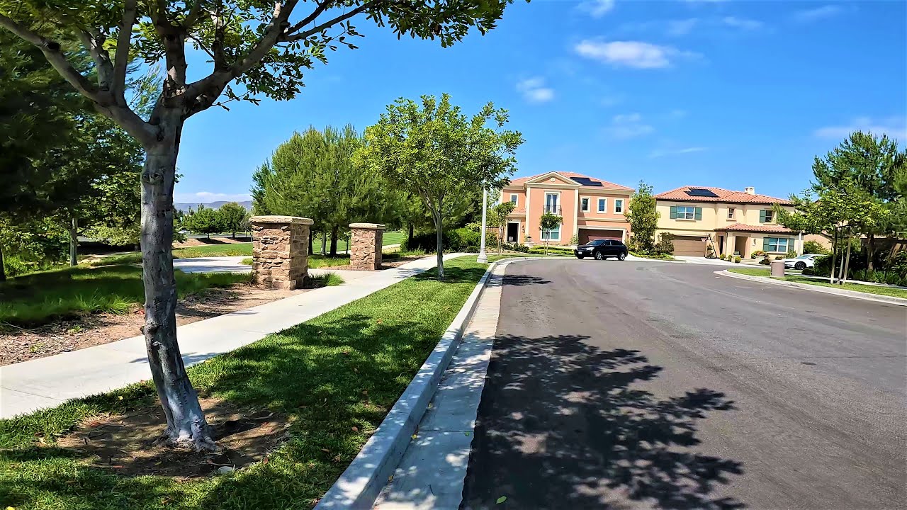 👟🏡Walking a Suburban Neighborhood in Irvine, California