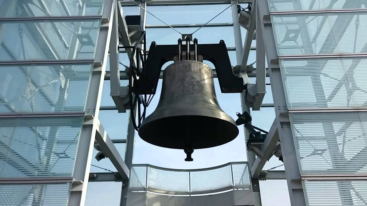 The World Peace Bell Newport, Ky (Warning Content is loud)
