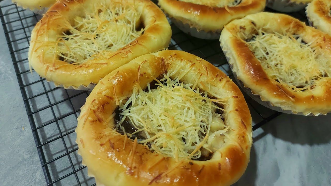 Roti Pisang Coklat Keju | Chocolate Cheese Banana Bun