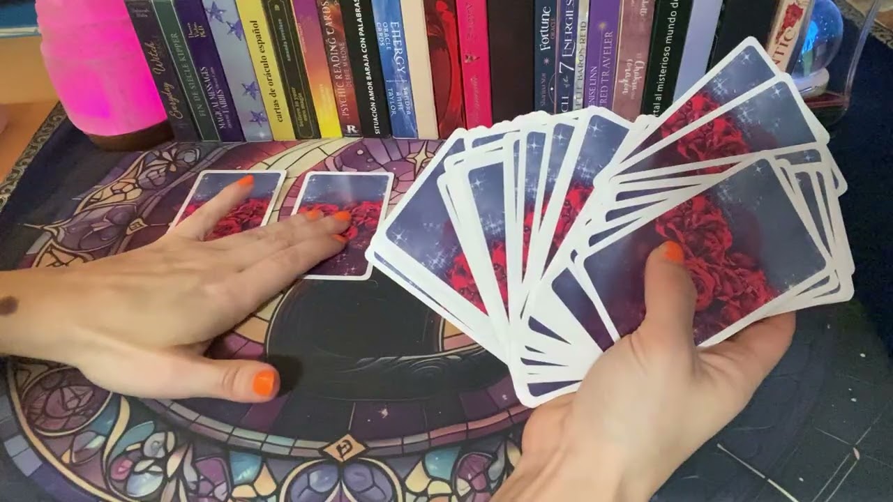 CÓMO TE VA A IR EL AMOR A FUTURO INMEDIATO? QUIÉN APARECERÁ EN TU VIDA?🤩🫂💖