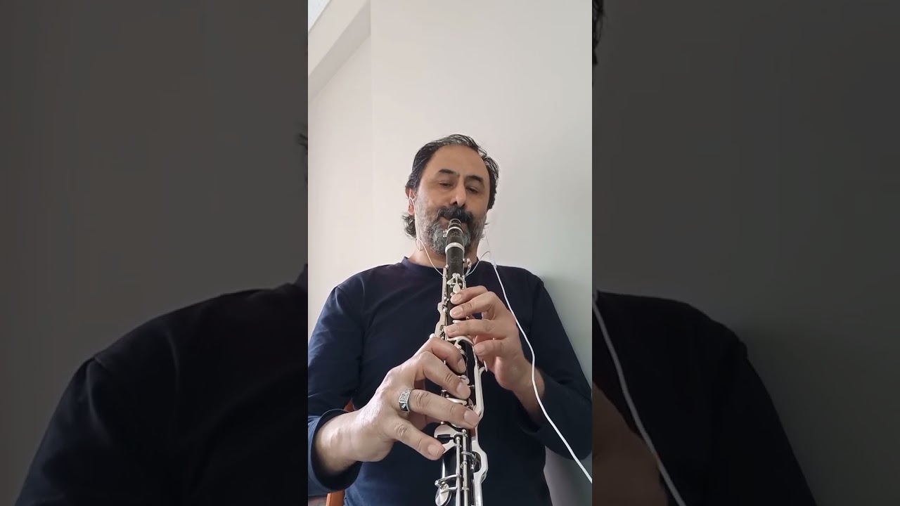Uzun ince bir yoldayım… Klarnet İlhan Küçükcivan..