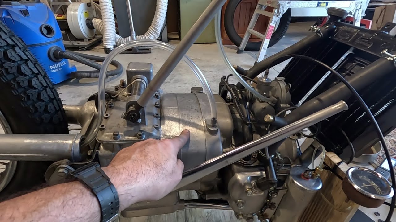 New Velocette - Engine runs finally!