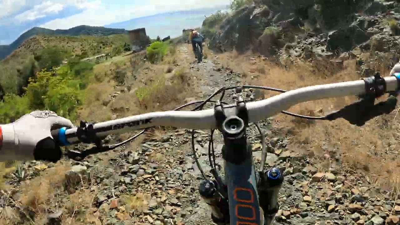 MTB LEVANTO