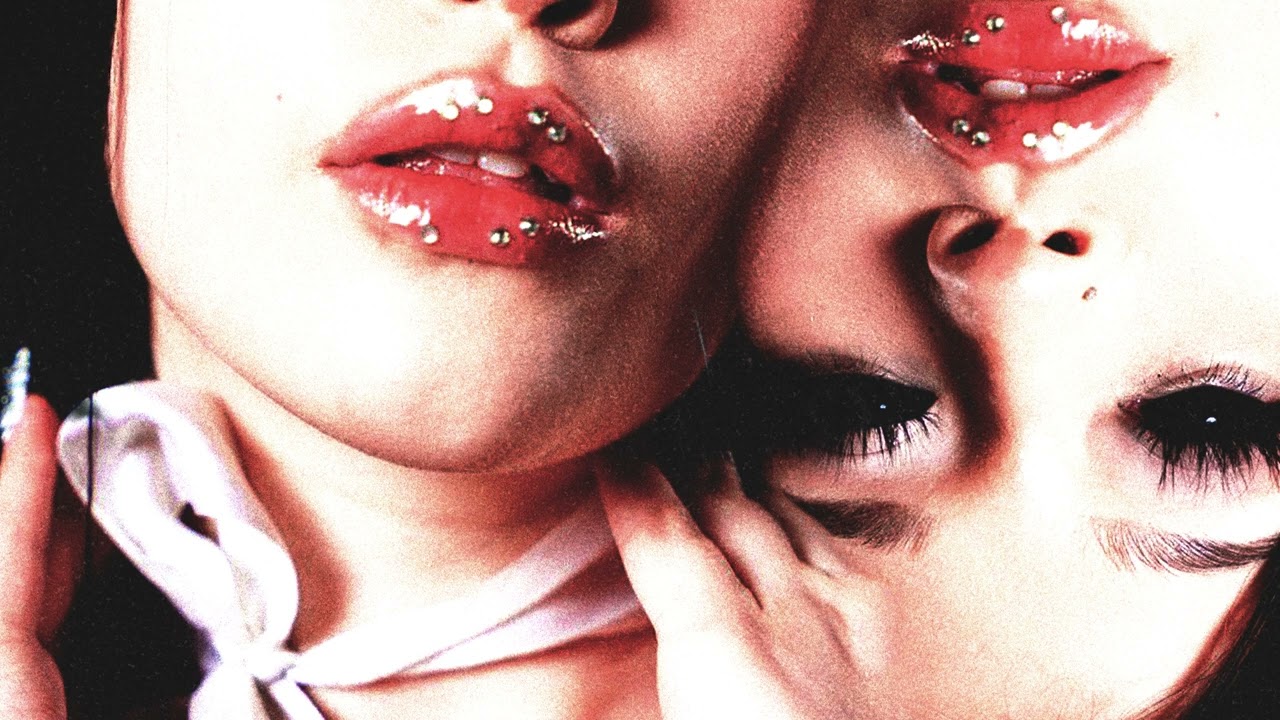 HELLOLOLA- BOTINERA (Audio)