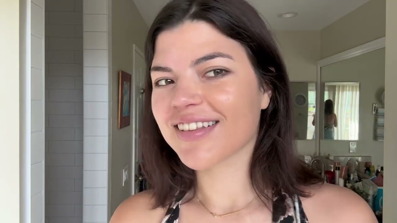 LAZY girl makeup routine #makeuptutorial #makeup #levelup