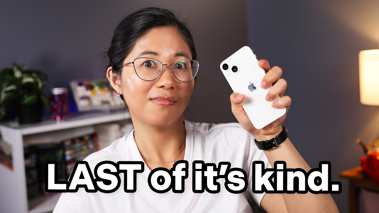 Mini Phones are Dead, but they Shouldn't Be.