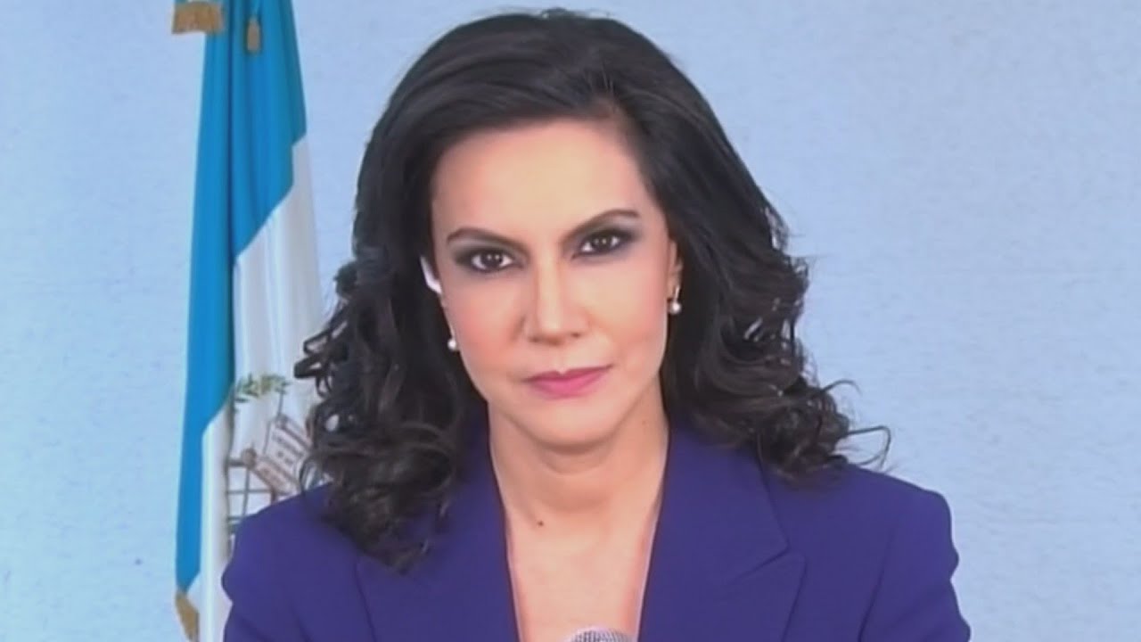 Zury Ríos: no debo ser culpada por los errores de mi padre