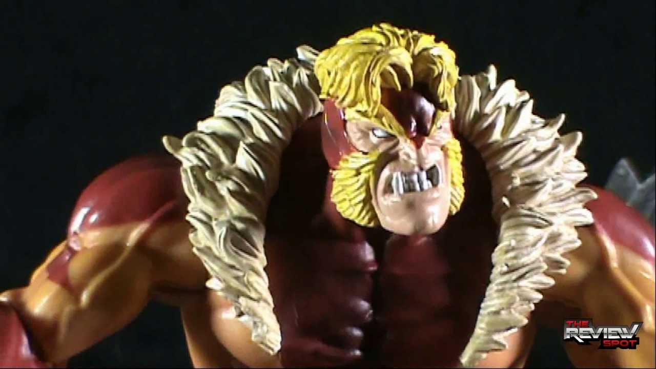 Toy Spot - Diamond Select Toys Marvel Select Sabretooth