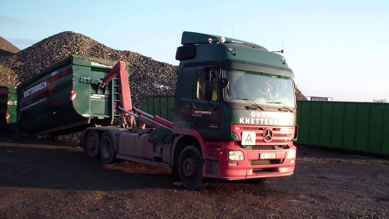 Container aufnehmen