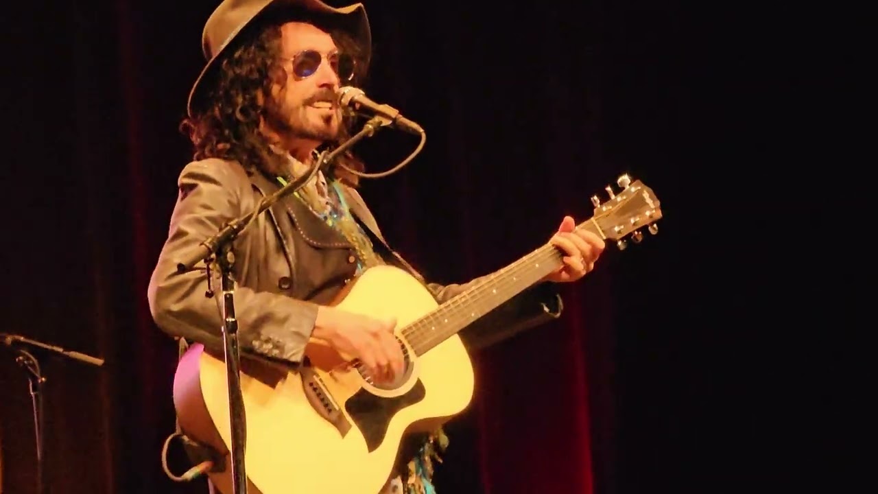 Mike Campbell & The Dirty Knobs: 